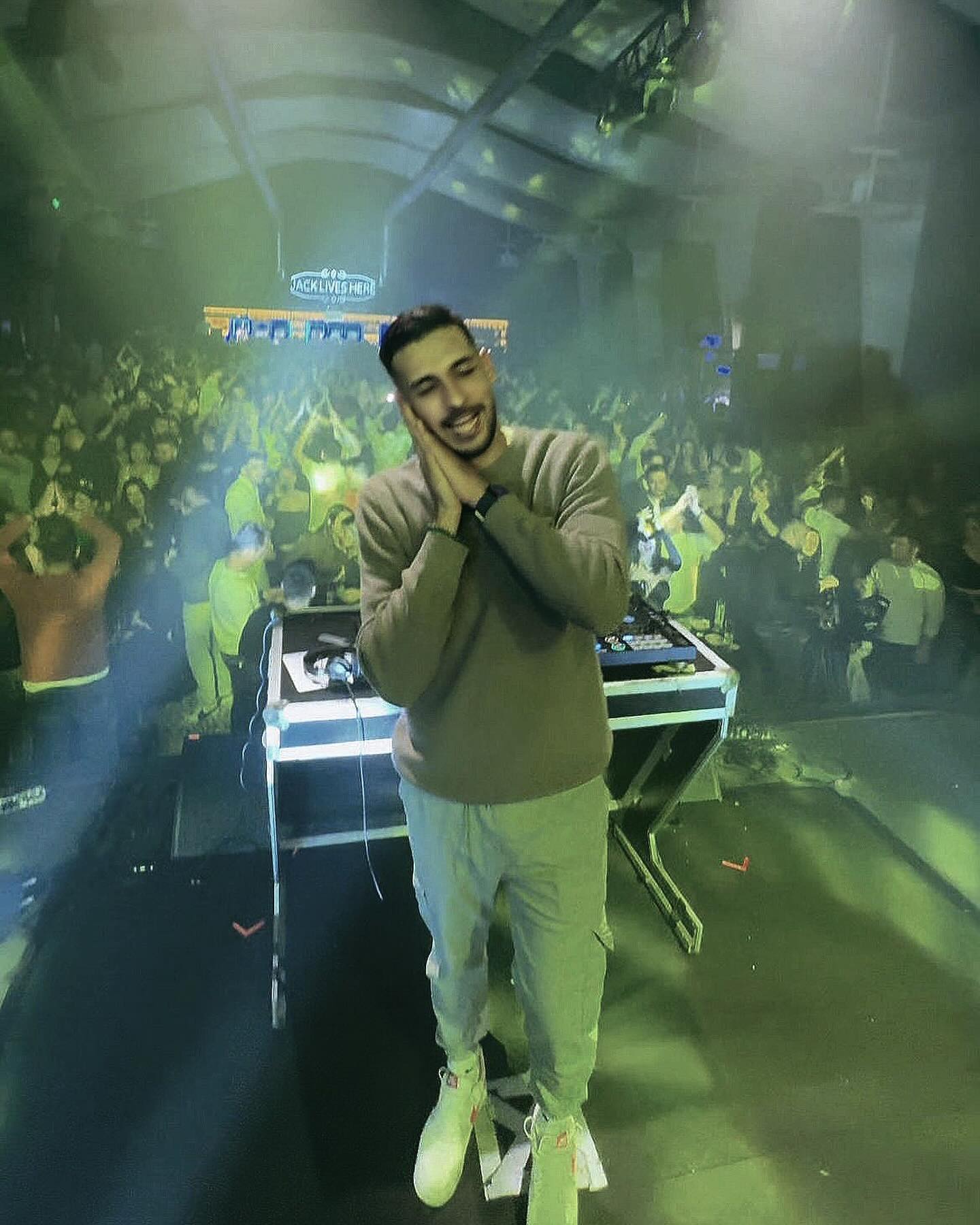 Dj Efe Yorulmaz